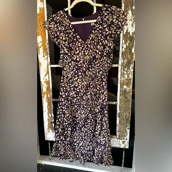 Tommy Hilfiger Flutter Sleeve Leopard Print V-Neck Mini Dress Size 4 - Picture 3 of 6